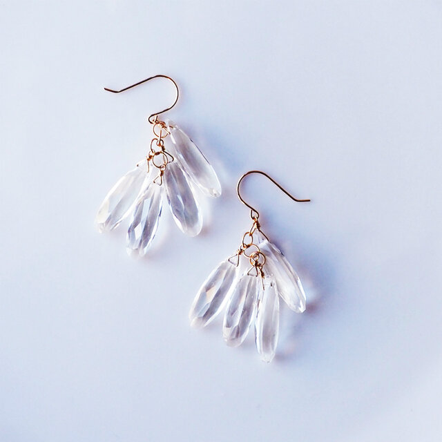 訳あり★K18クリスタルペアシェイプカットのシャンデリアピアス ~Charlineの画像1枚目