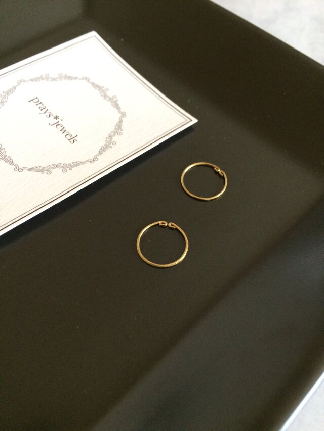 真鍮 1.3 Hoop (槌目イヤリング・ノンホールピアス)の画像1枚目