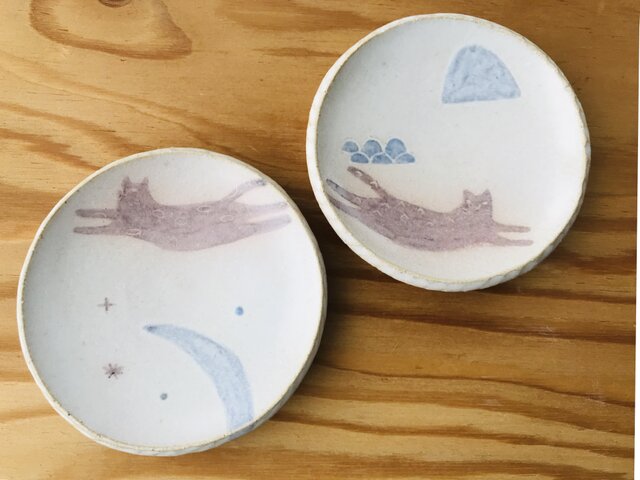 A16 ネコの豆皿 海と月 2枚セットの画像1枚目