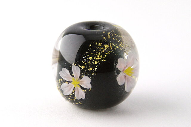 桜(黒)の画像1枚目