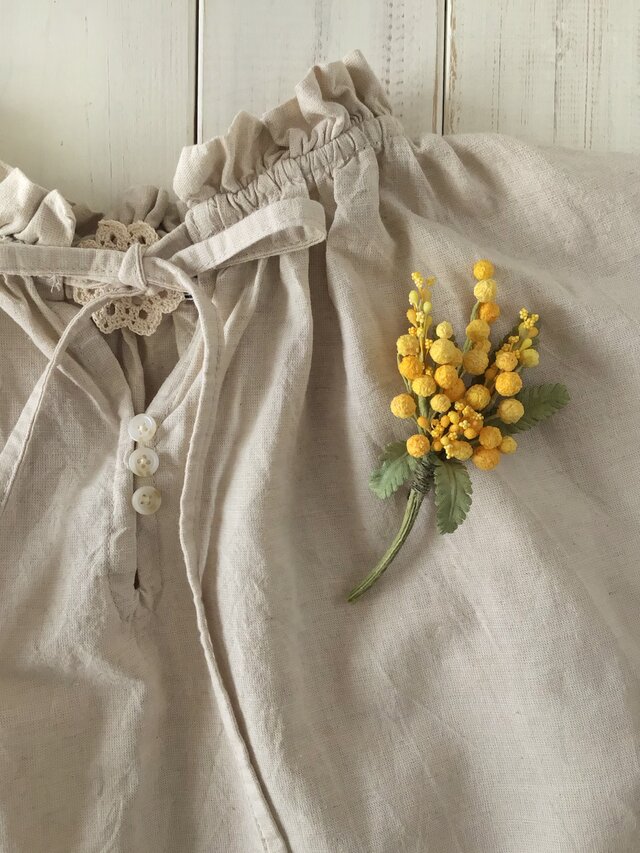 〈染め花〉ミモザのコサージュ