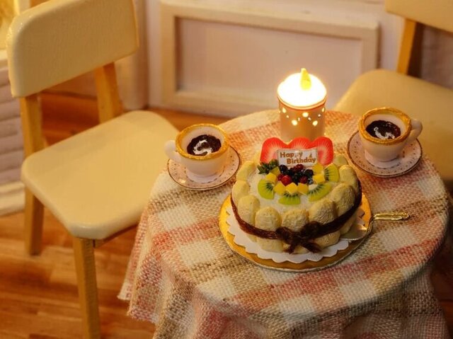 街角のケーキ屋」ミニチュア ドールハウス ☆完成品☆ | iichi 日々の