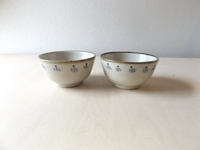 小鉢 杉の実の画像1枚目