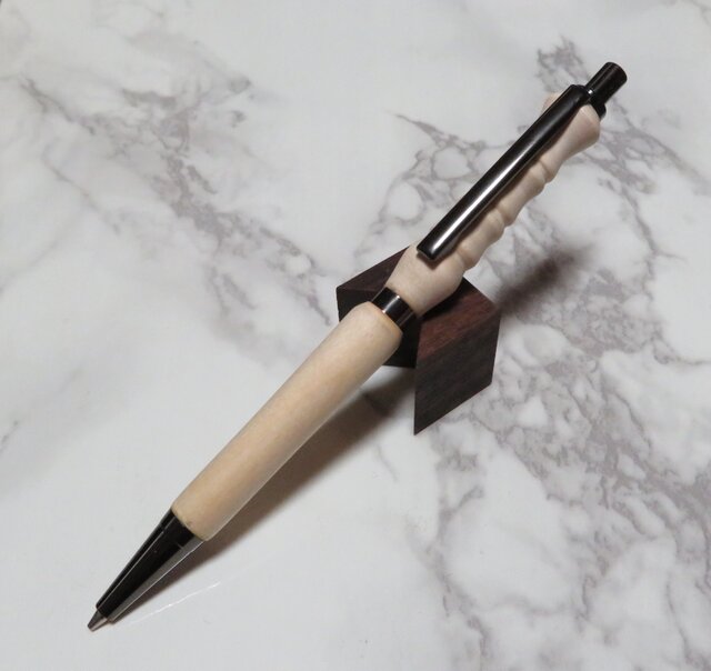 シナの木で作った手作りシャープペンの画像1枚目