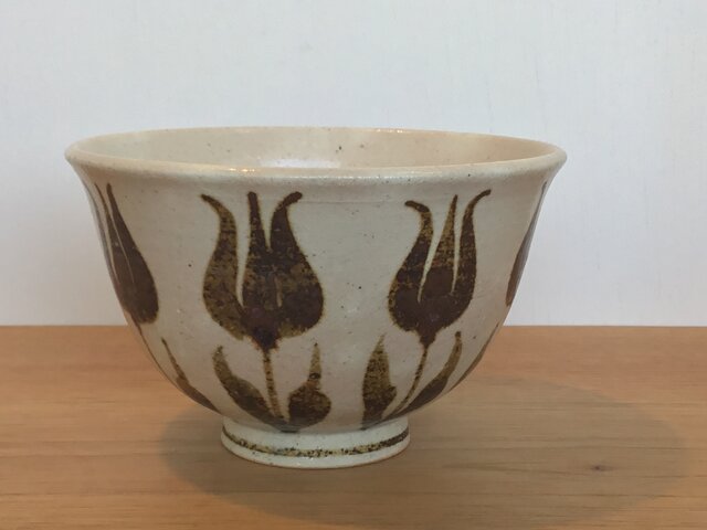 茶漬け碗 鉄絵並びチューリップの画像1枚目