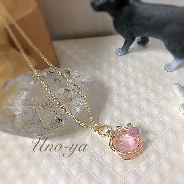 アンダラクリスタル (ピンク)のプチネックレスの画像1枚目