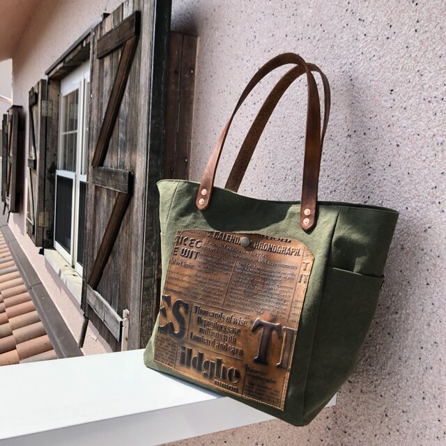 宅急便送料無料☆army duc square tote bag M khakiの画像1枚目