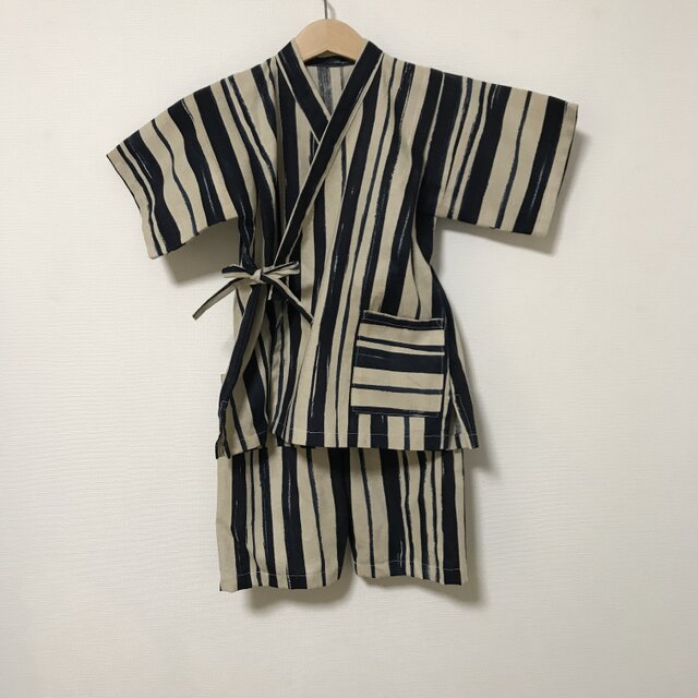 和柄手書きボーダー甚平生成り サイズ80の画像1枚目