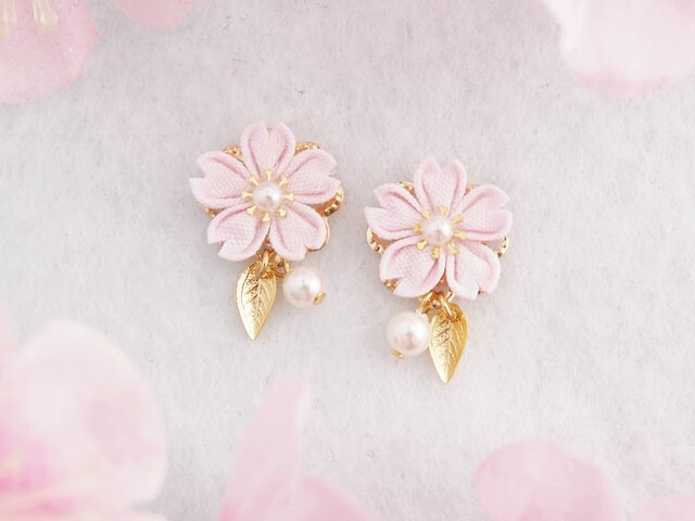 全10色⟫ 零れ桜のイヤリング （ つまみ細工＊受注制作