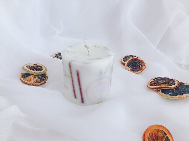 soycandle*ボタニカルキャンドル*アロマキャンドル*100%ソイワックス*オレンジ*ミモザ*シナモンスティック*の画像1枚目