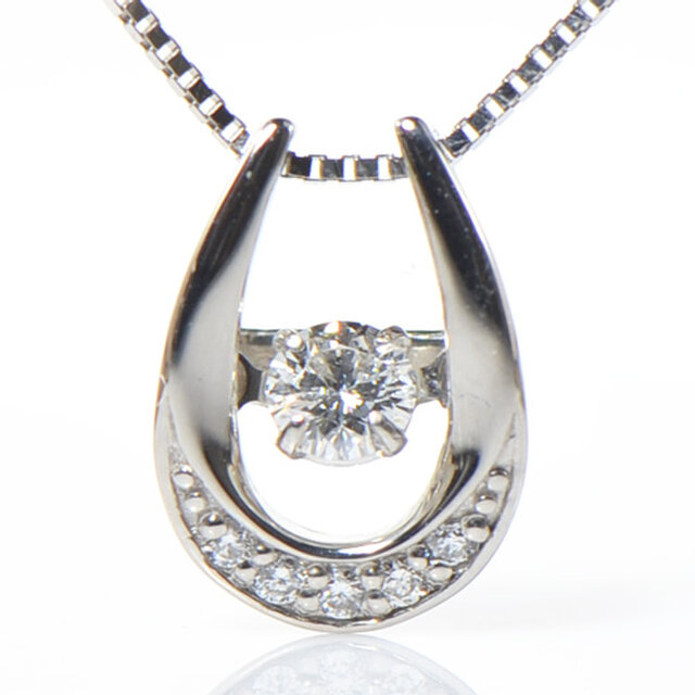 プラチナ900　ダンシング ダイヤモンド ペンダントトップ Pt900 BX015-CF