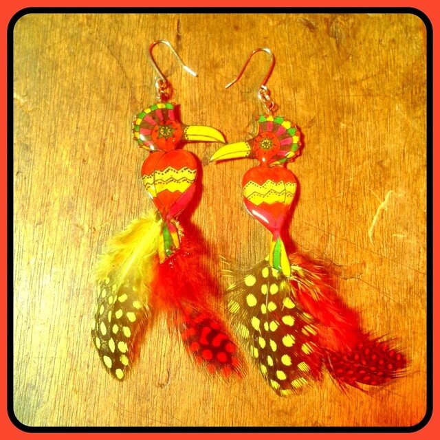 鳥 羽根 ピアス イヤリングの画像1枚目