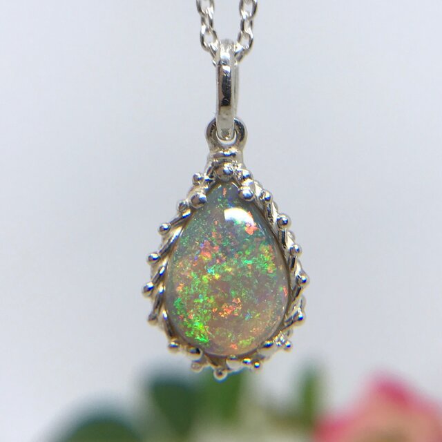 天然クリスタルオパール純銀ロングネックレス2.29ct☆ オーストラリア・ライトニングリッジ産の原石から磨いた1点ものの画像1枚目
