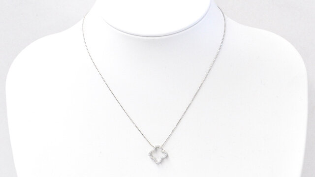 K18 ダイヤモンド ペンダントトップ BS064CI | iichi 日々の暮らしを