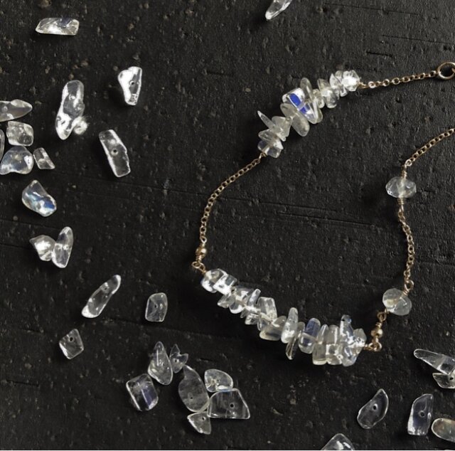 rainbow moonstone*braceletの画像1枚目