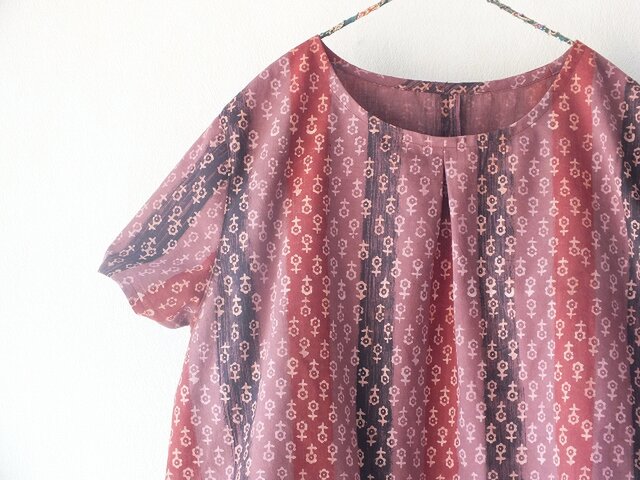 甘すぎないタックチュニ~砂漠の色を着るの画像1枚目
