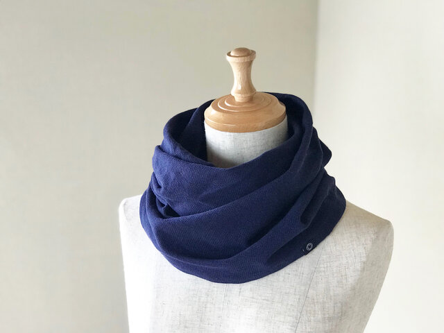 さらふわ 超長綿のねじりスヌード Navy・Indgoの画像1枚目