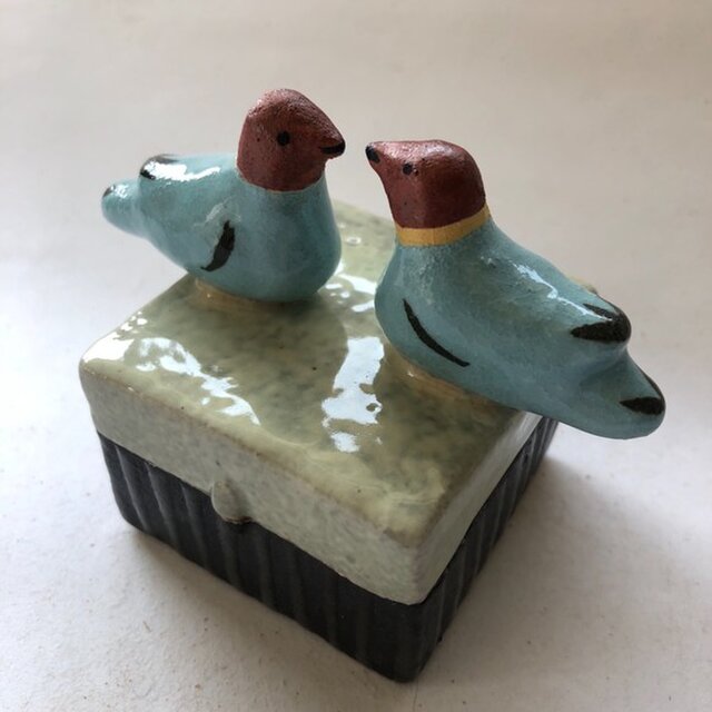 陶ハコ「神鳩」