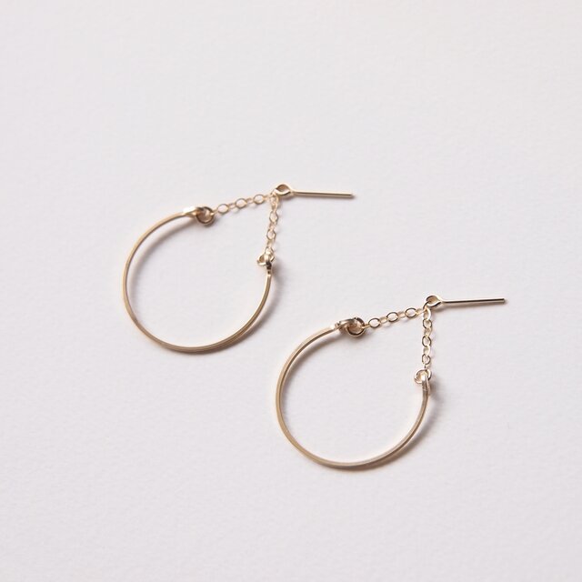 <ピアス/Sサイズ>クレセントピアスの画像1枚目
