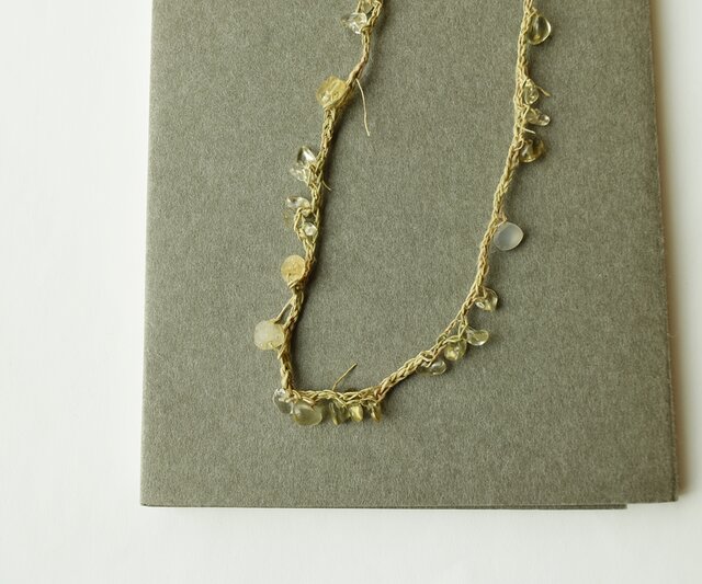 【送料無料】Yellow color necklaceの画像1枚目