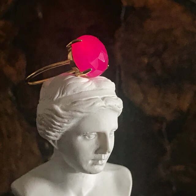 chalcedony ring (fuchsiapink )の画像1枚目