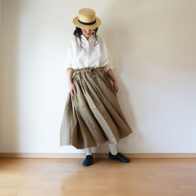 Linen waist gather skirt KHAKIの画像1枚目
