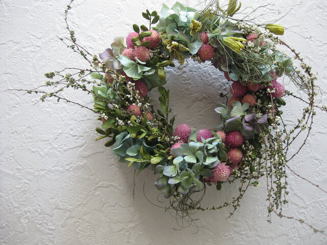 紫陽花と千日紅のwreathの画像1枚目