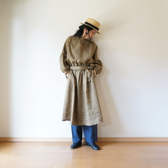 Linen waist gather one piece KHAKIの画像1枚目
