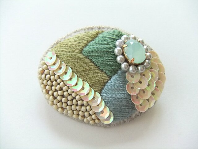 Brooch 刺繍 スパンコール ビジュー(K0773)の画像1枚目