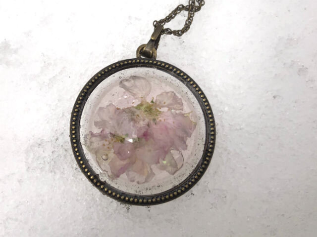 Botanical jewelry 桜 ペンダント Lの画像1枚目
