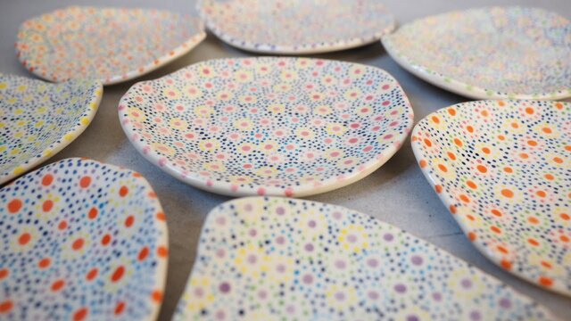 オーバルの豆皿_むらさき色の画像1枚目