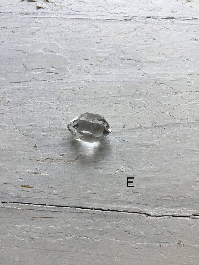 Herkimer diamond ルース Eの画像1枚目