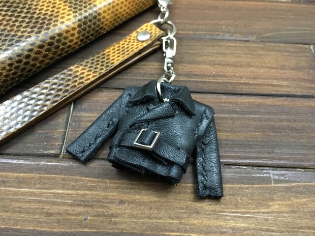 超小さい!本革製親指ライダースジャケット【黒】の画像1枚目