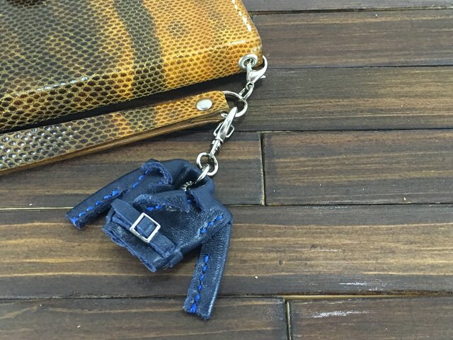 超小さい!本革製親指ライダースジャケット【青】の画像1枚目