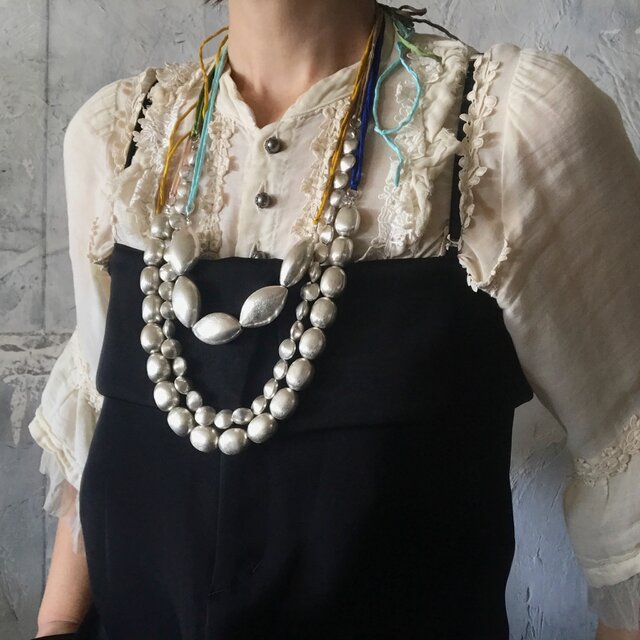 copper beads necklace (silver oval)の画像1枚目
