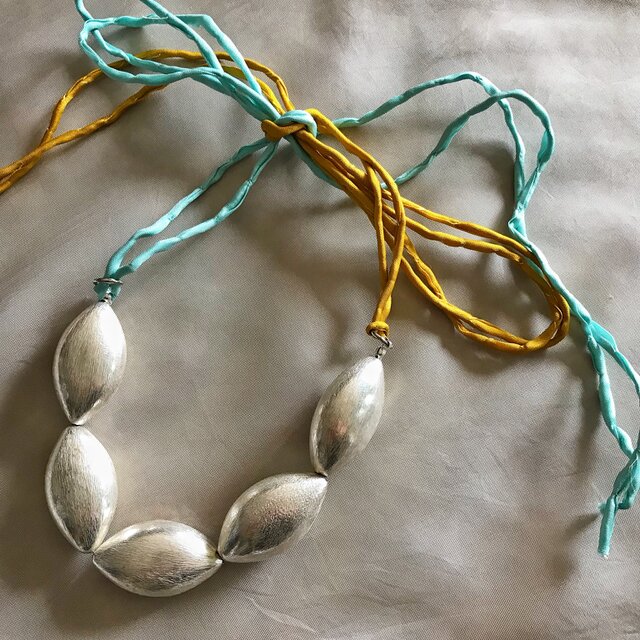 copper beads necklace (silver marquise)の画像1枚目