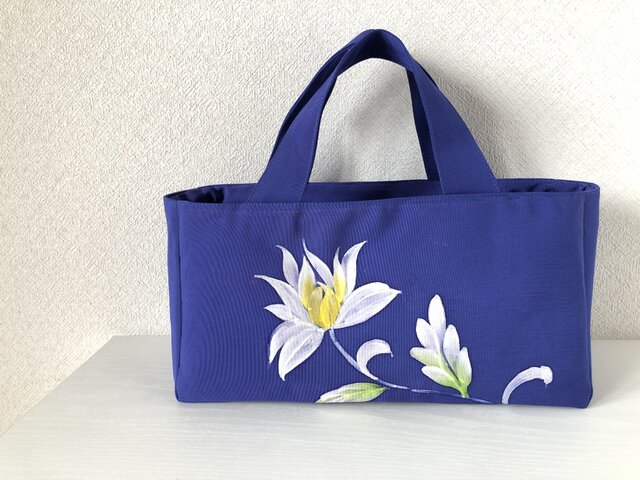 帯バッグ〜白いお花〜の画像1枚目