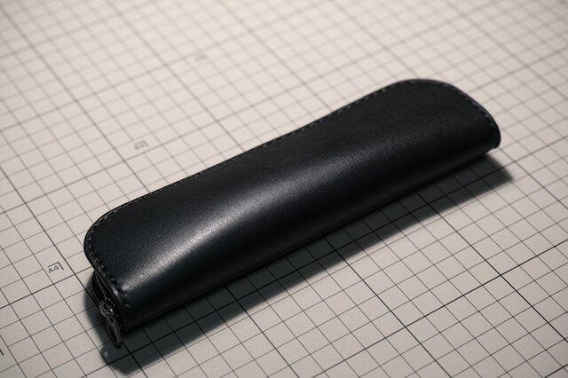 スポット商品 栃木レザーのペンケース スリムタイプ ブラックの画像1枚目