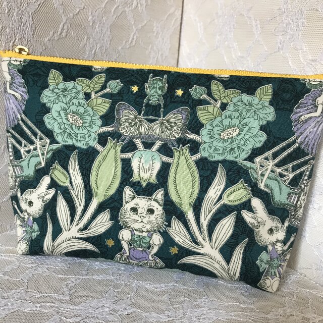 大人可愛い　ファスナーポーチ【グリーン】