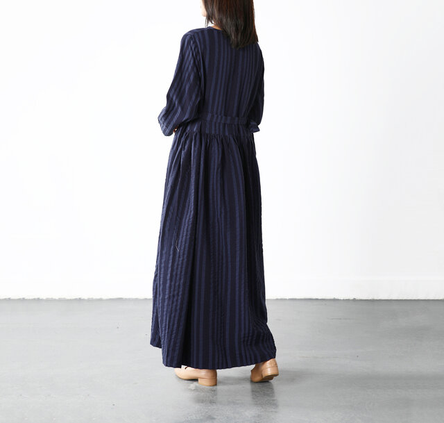ストライプ ネイビー Vネック ワンピース | iichi 日々の暮らしを