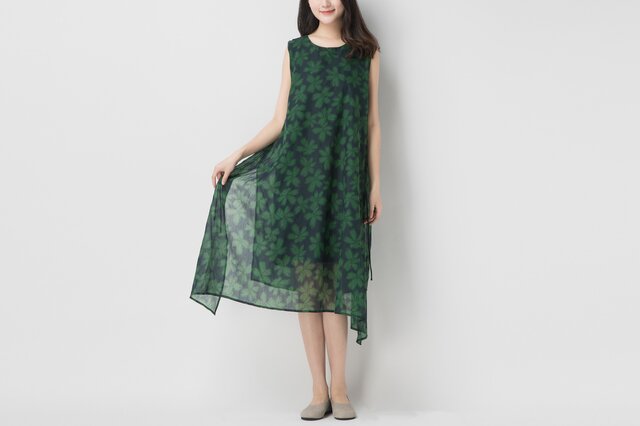 軽やか涼しげ ウェスト紐 サイドスリット 花柄ノースリーブワンピース ♪Green♪の画像1枚目