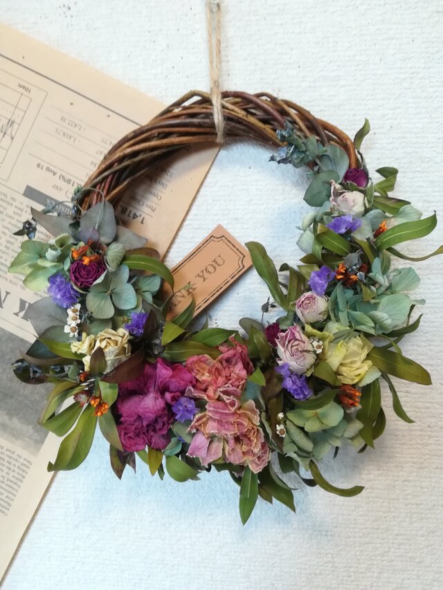 [送料無料]ドライフラワーリース◆ラナンキュラスと、