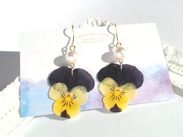 パンジーの押し花ピアス | iichi 日々の暮らしを心地よくする