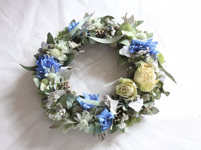 持ち手付き横長リース♡ブルーのバラとデルフィニウム 持ち手付き横長リース♡ブルーのバラとデルフィニウム 【公式通販】