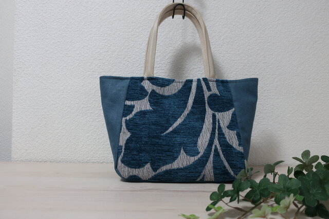 スぺイン刺繍生地&無地リネントートバックの画像1枚目