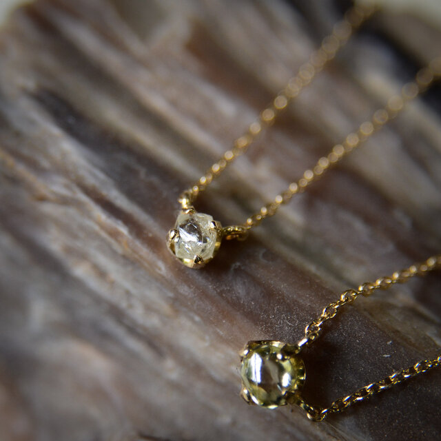 ラフ ダイヤモンド(0.20ct)のプチペンダントネックレスの画像1枚目