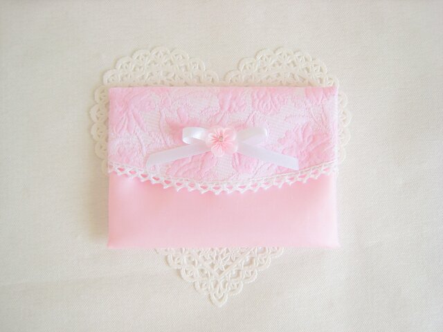 可愛いリボンとお花を付けたポケットティッシュケース(ピンク)の画像1枚目