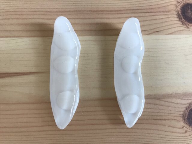 白花豆のお箸置き(2客)の画像1枚目