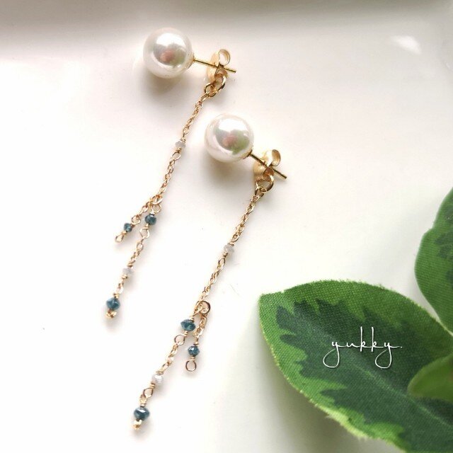 ブルーダイヤモンド＊ホワイトダイヤモンド✽貝パール2wayポストピアス14kgf