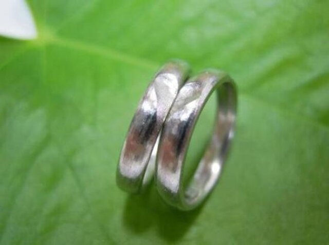 ハンドメイド結婚指輪☆粗仕上げ&渋可愛いハートの甲丸の画像1枚目